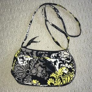Beautiful Vera Bradley cross body purse